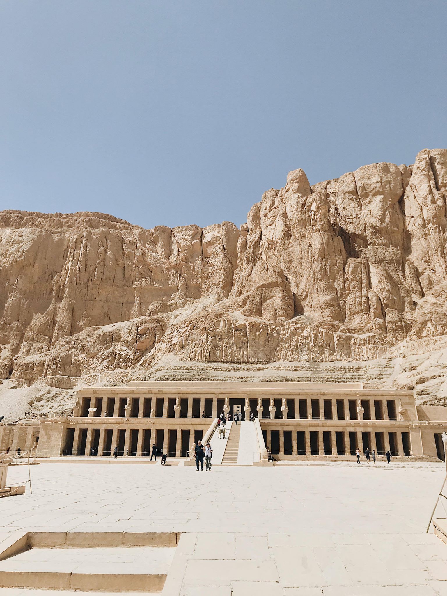 54799126_425406071528505_5573219609911230464_n